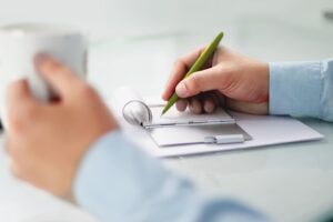 転職エージェントを使うべき人・使わない方がいい人の特徴【HSP・繊細さん】